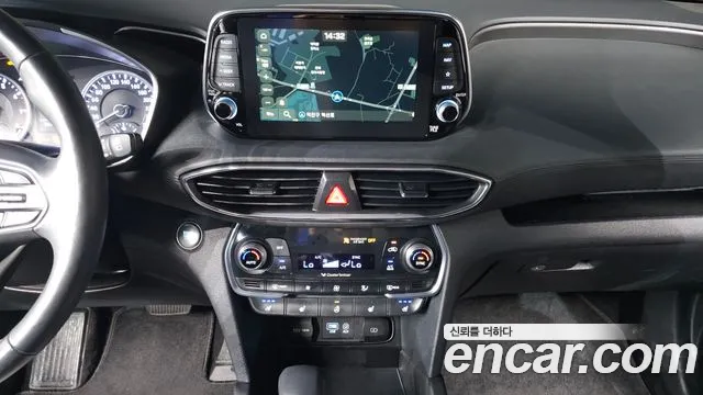 Hyundai Santafe 2019 — фото 14