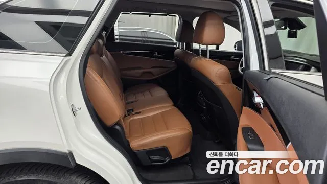 Kia Sorento 2018 — фото 18
