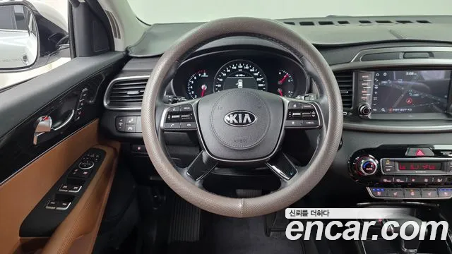 Kia Sorento 2018 — фото 19