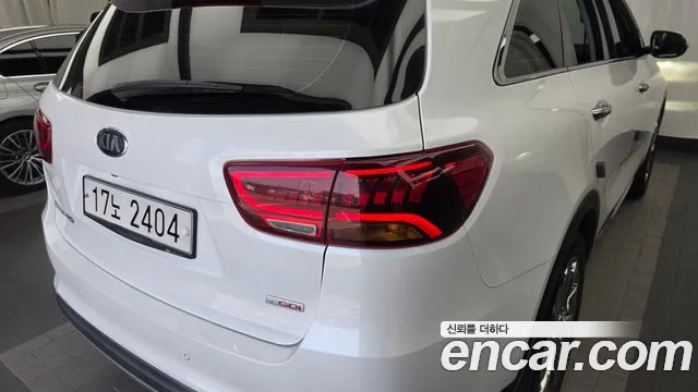 Kia Sorento 2018 — фото 9