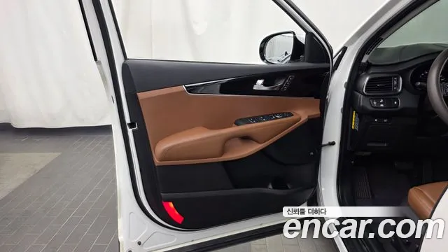 Kia Sorento 2018 — фото 14