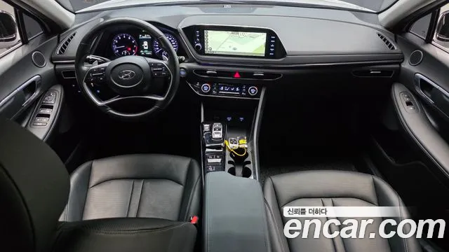Hyundai Sonata 2022 — фото 10