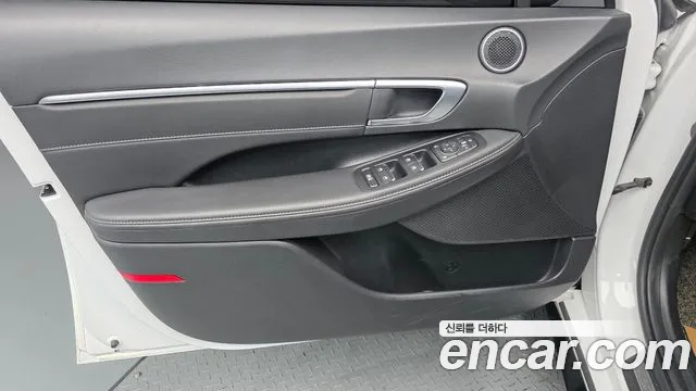 Hyundai Sonata 2022 — фото 14