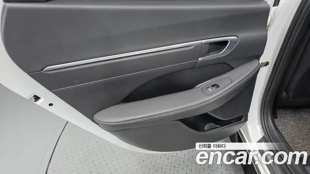 Hyundai Sonata 2022 — фото 15