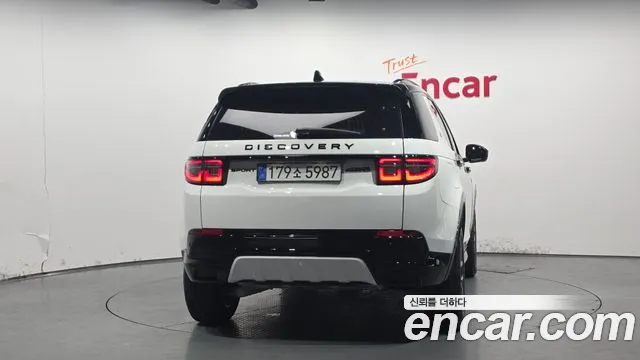 Land Rover Discovery Sport 2025 — фото 4