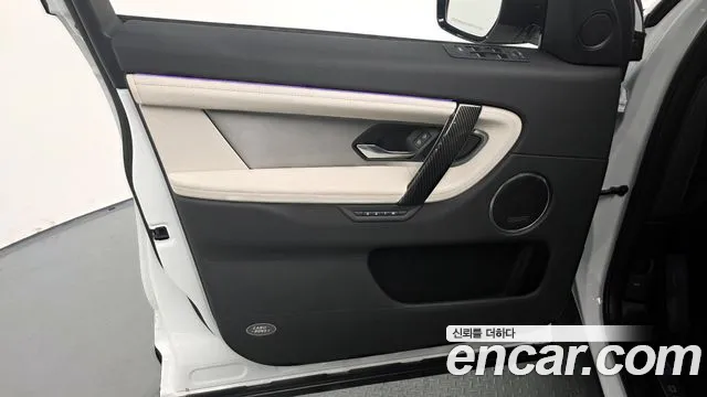 Land Rover Discovery Sport 2025 — фото 14