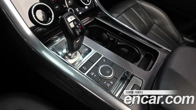 Land Rover Range Rover Sport 2018 — фото 9