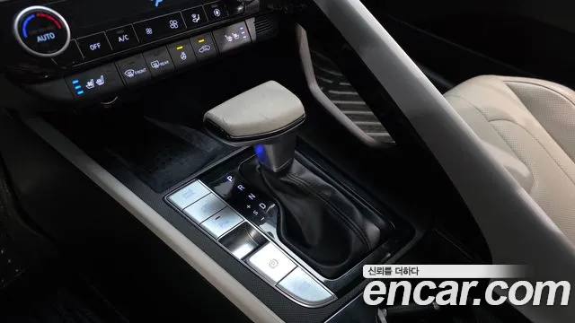 Hyundai AVANTE 2021 — фото 12
