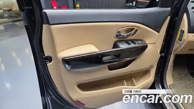 Kia Canival 2020 — фото 14