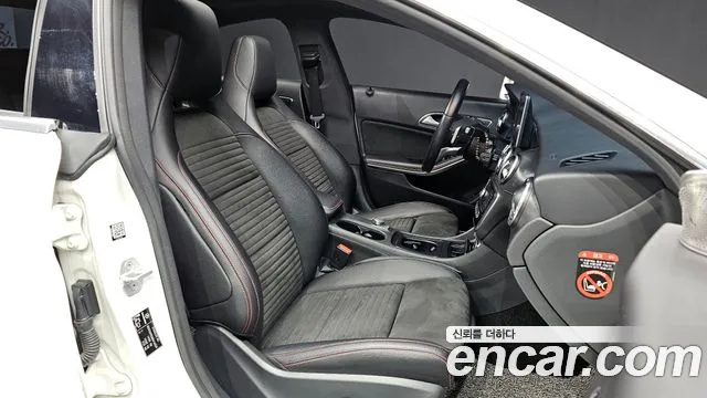 Mercedes-Benz CLA-Class 2018 — фото 11