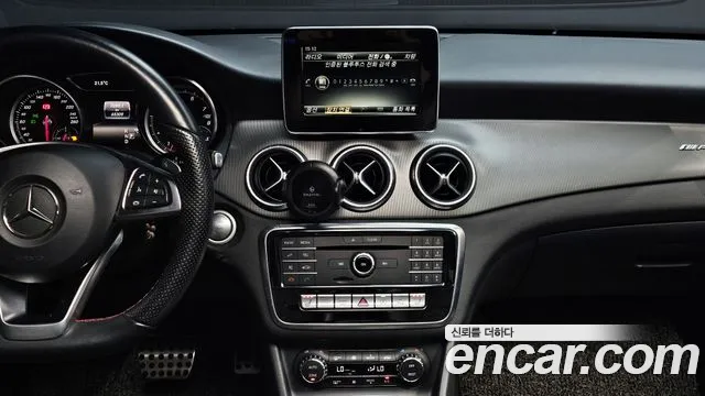 Mercedes-Benz CLA-Class 2018 — фото 15