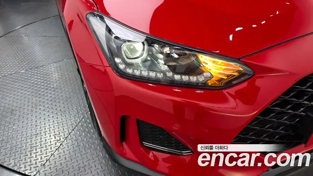 Hyundai Veloster 2019 — фото 8