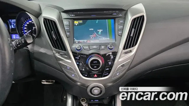 Hyundai Veloster 2014 — фото 14