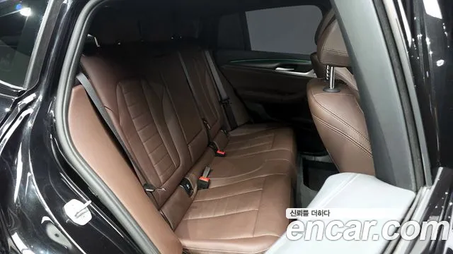 BMW X4 2024 — фото 11
