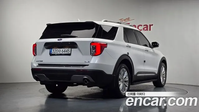 Ford Explorer 2020 — фото 2