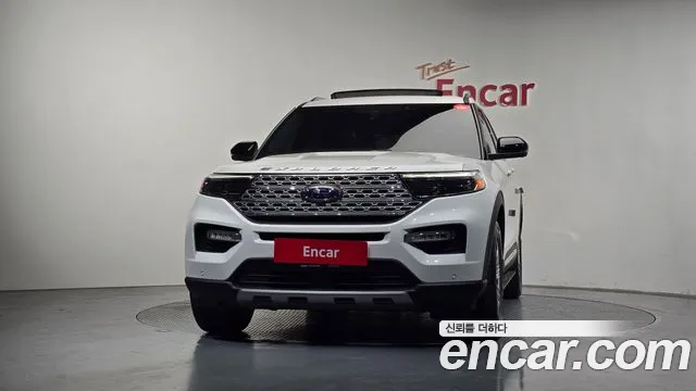 Ford Explorer 2020 — фото 3