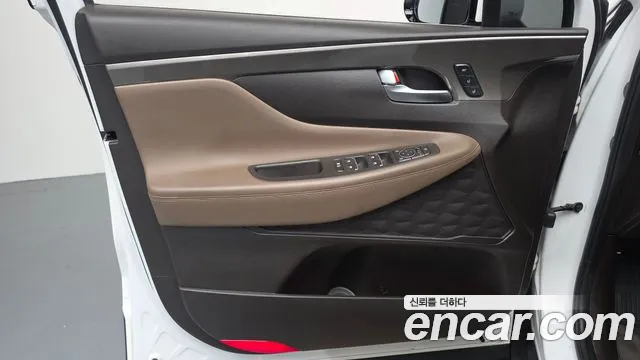 Hyundai Santafe 2019 — фото 14