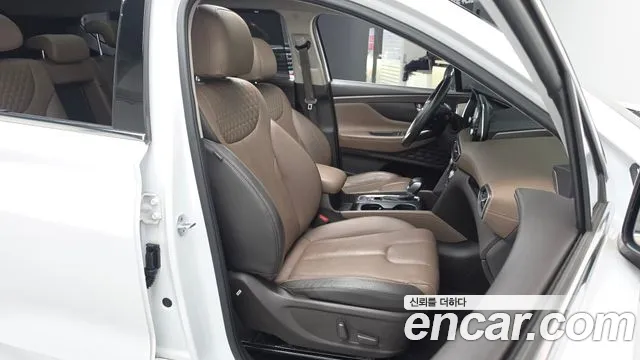 Hyundai Santafe 2019 — фото 16