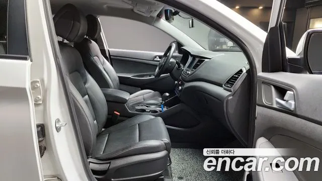 Hyundai Tucson 2016 — фото 16
