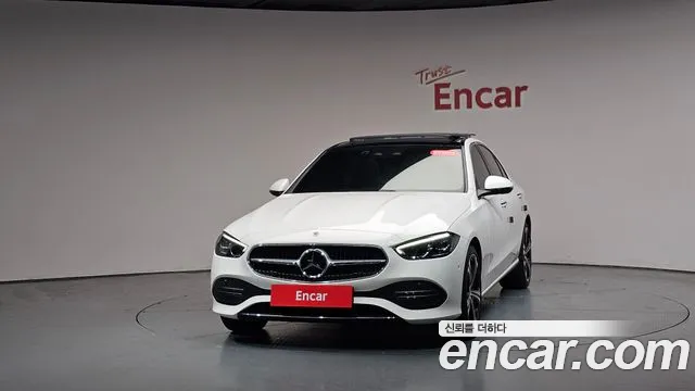 Mercedes-Benz C-Class 2023 — фото 2