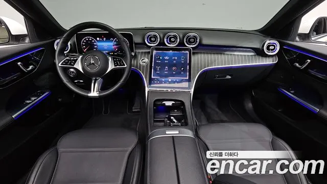 Mercedes-Benz C-Class 2023 — фото 9