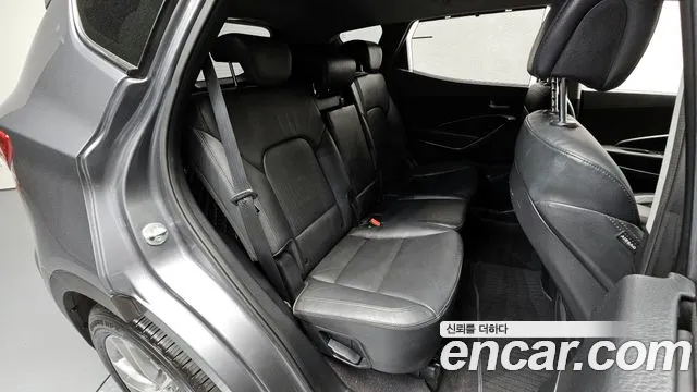 Hyundai Santafe 2017 — фото 17