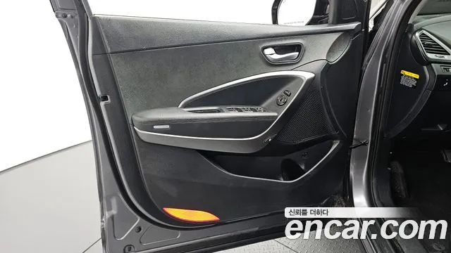 Hyundai Santafe 2017 — фото 14