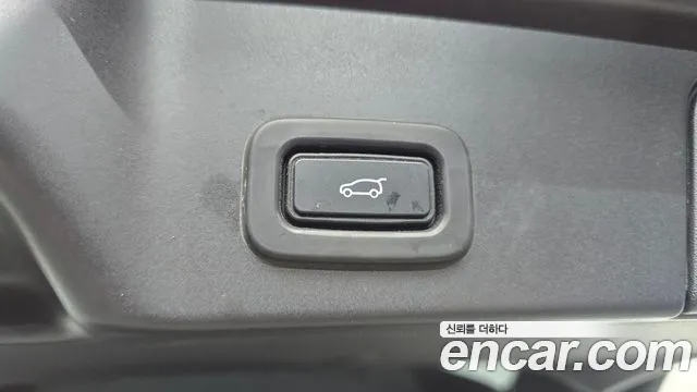 Land Rover Range Rover Evoque 2020 — фото 20