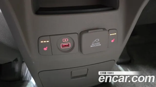 Kia Canival 2015 — фото 18