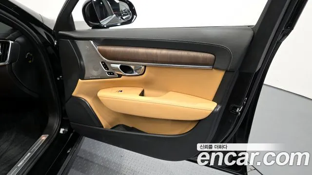 Volvo S90 2023 — фото 14