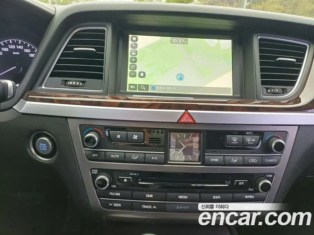Hyundai Genesis 2014 — фото 11