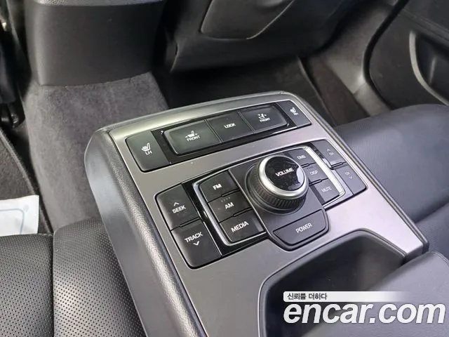 Hyundai Genesis 2014 — фото 15