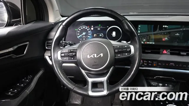 Kia Sportage 2022 — фото 13