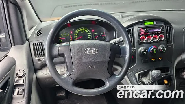 Hyundai Starex 2013 — фото 13