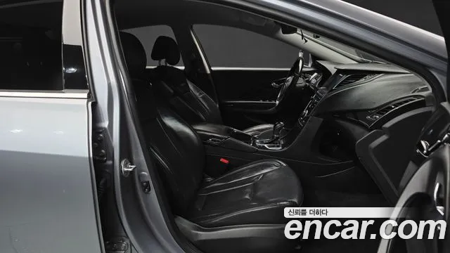 Hyundai Grandeur 2016 — фото 16