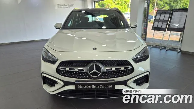 Mercedes-Benz GLA-Class 2026 — фото 3