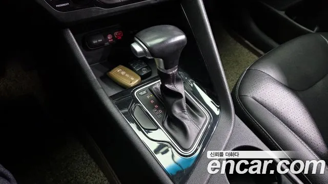 Kia Niro 2018 — фото 12