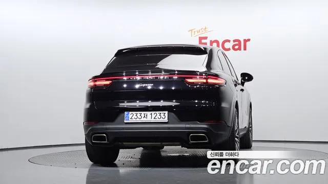 Porsche Cayenne 2020 — фото 4