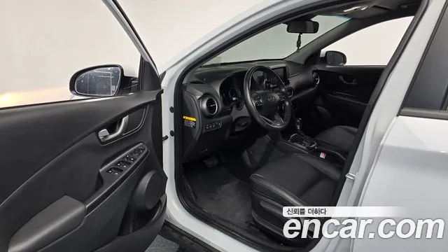 Hyundai Kona 2018 — фото 10