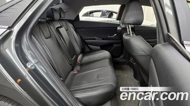 Hyundai AVANTE 2021 — фото 11