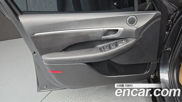 Hyundai Sonata 2022 — фото 14