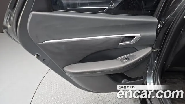 Hyundai Sonata 2022 — фото 15