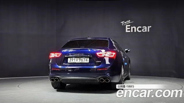 Maserati Ghibli 2019 — фото 4