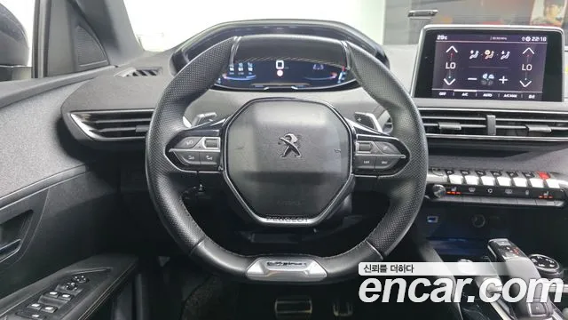 Peugeot 3008 2019 — фото 13