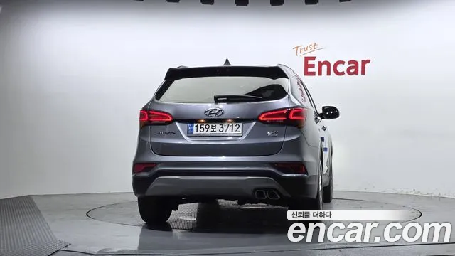 Hyundai Santafe 2018 — фото 4