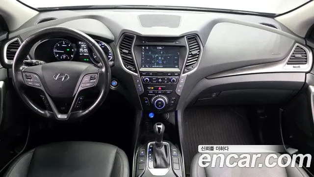 Hyundai Santafe 2018 — фото 10