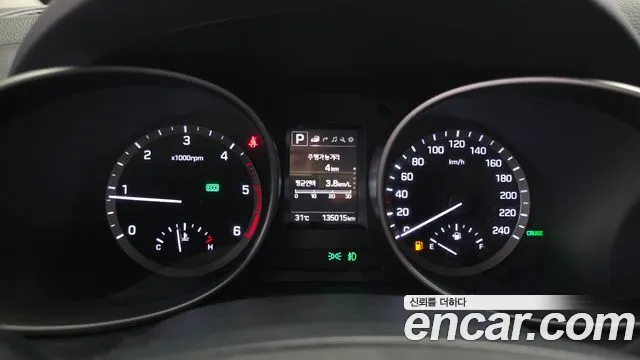 Hyundai Santafe 2018 — фото 11