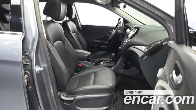 Hyundai Santafe 2018 — фото 17