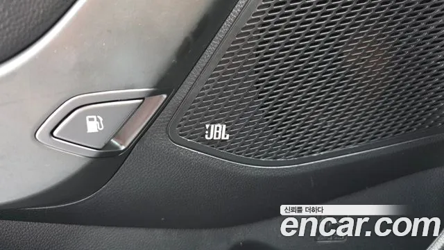 Hyundai Santafe 2018 — фото 24