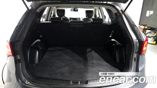 Hyundai Santafe 2018 — фото 26